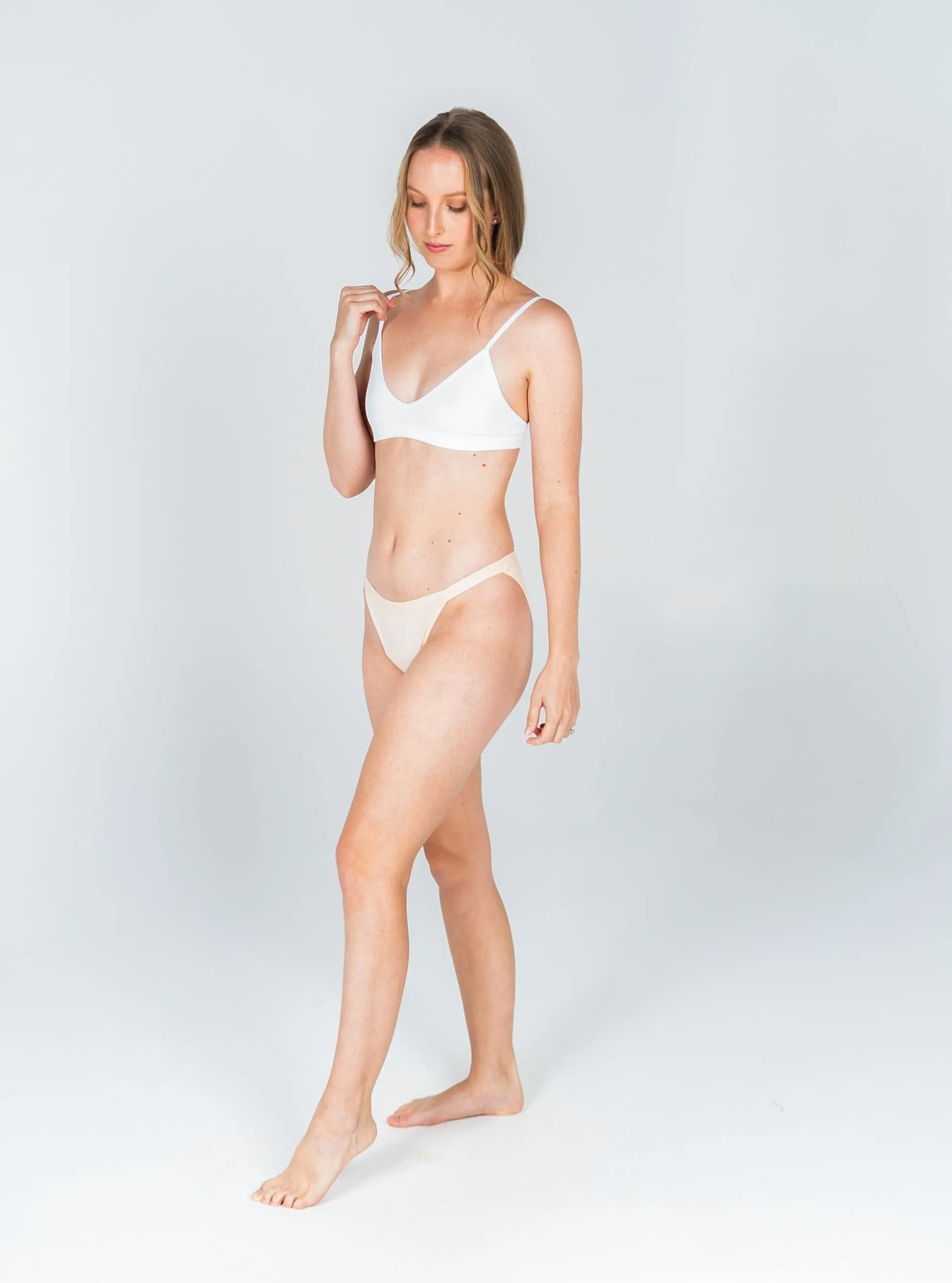 Orgaknix Hi Cut Active Dance Bikini Period Underwear